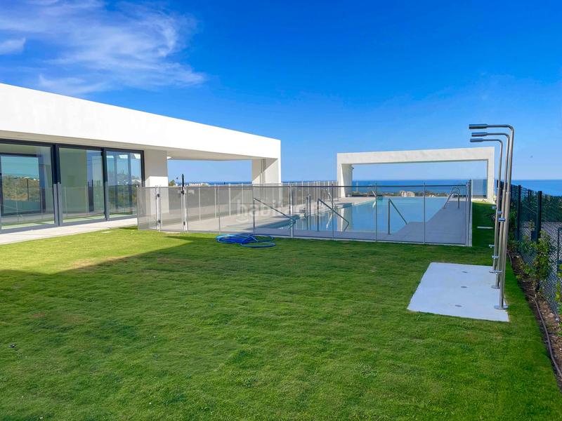 Foto a725e652-2940-4b1e-b48d-0454698feda9. Casa a schiera in Río Real Marbella