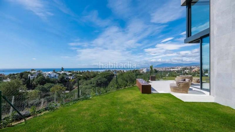 Foto 904eb732-d1ec-4036-ae4f-d3aacd598bc8. Casa adosada en Río Real Marbella