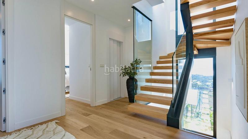 Foto b9dabf8a-d1ee-4e57-98ef-111834f1437c. Casa adosada en Río Real Marbella