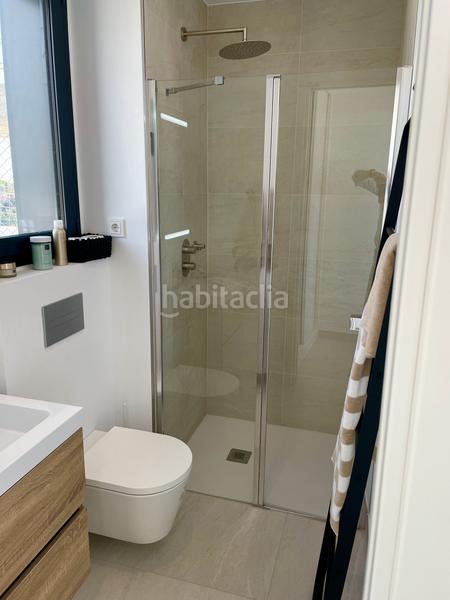 Foto c8828f9a-9c48-46f7-a15b-5c4a1df1c4c5. Casa adosada en Río Real Marbella