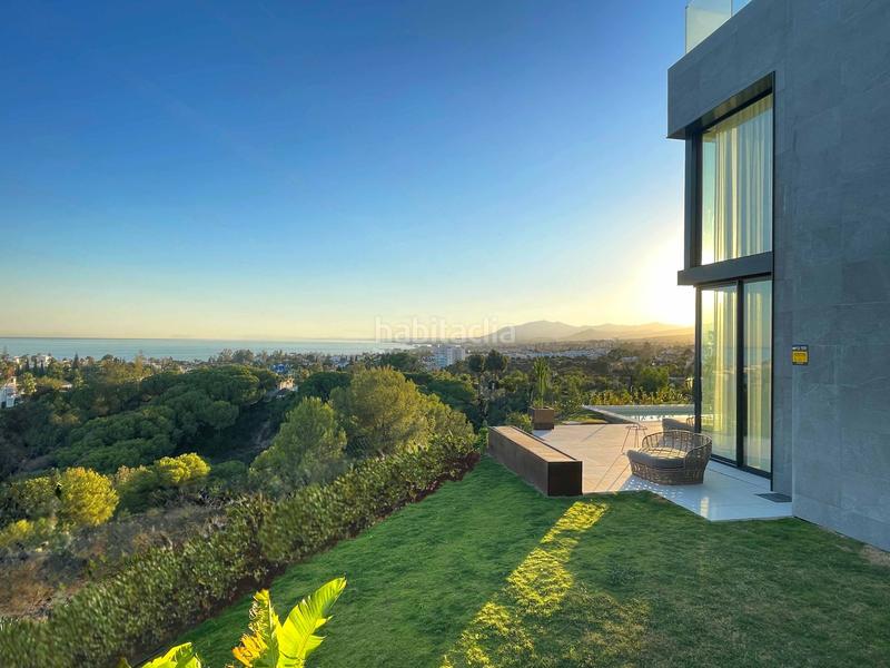 Foto 23a7e1d7-25b9-4477-ba32-d8044f641b9a. Casa adossada a Río Real Marbella