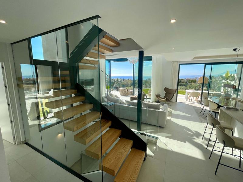 Foto 463b236b-4da0-440b-a350-9c1c5362e4b2. Casa adossada a Río Real Marbella