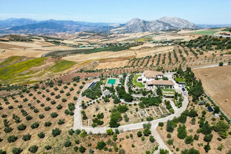 Foto 43fe7c8d-c091-493f-afb5-8563b4c4beca. Chalet en Bobadilla - Bobadilla Estación - La Joya Antequera