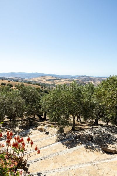 Foto 53b4ad88-2a17-43b7-bc95-2694d01b8b43. Chalet en Bobadilla - Bobadilla Estación - La Joya Antequera