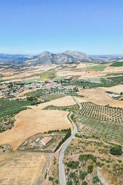 Foto 76acb51a-01db-49ca-b883-9ae915e463b2. Chalet en Bobadilla - Bobadilla Estación - La Joya Antequera