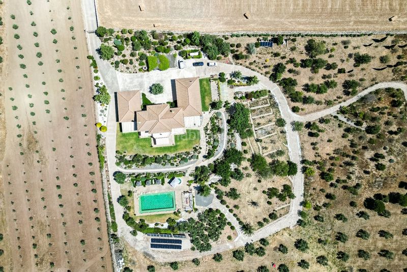 Foto d0ed1a1a-1fe9-4d17-a216-3c2aedca6df3. Xalet a Bobadilla - Bobadilla Estación - La Joya Antequera
