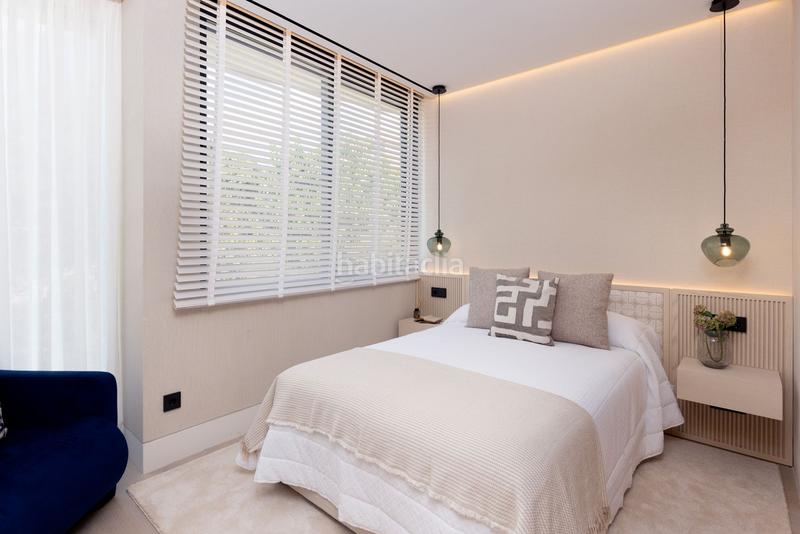 Foto 896c5a7e-ceef-4b8d-88ac-649093f057e0. Ático impresionante proyecto de obra nueva en primera linea . en Estepona