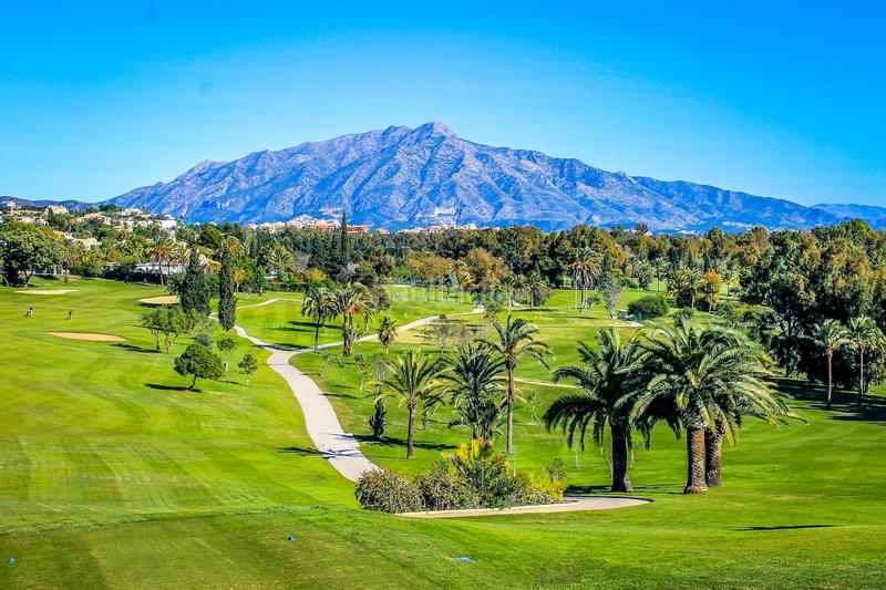 Foto 0456a185-ef67-42d3-a3c0-2668f955b340. Wohngrundstück in Paraiso - Barronal Estepona