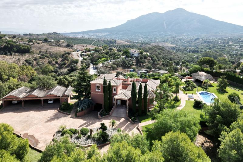 Foto 224c9f0e-d260-4046-baa0-ae0cd34c7eb9. Bauernhof in Coín