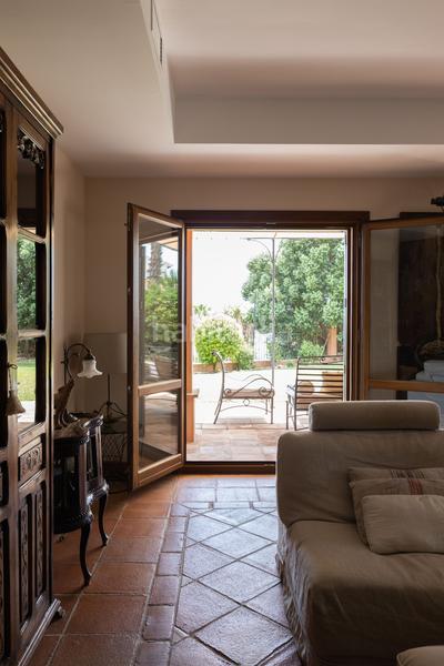 Foto e0f42ab2-d8ec-4adc-b41e-ad84d6d3ddeb. Chalet en Mijas pueblo Mijas