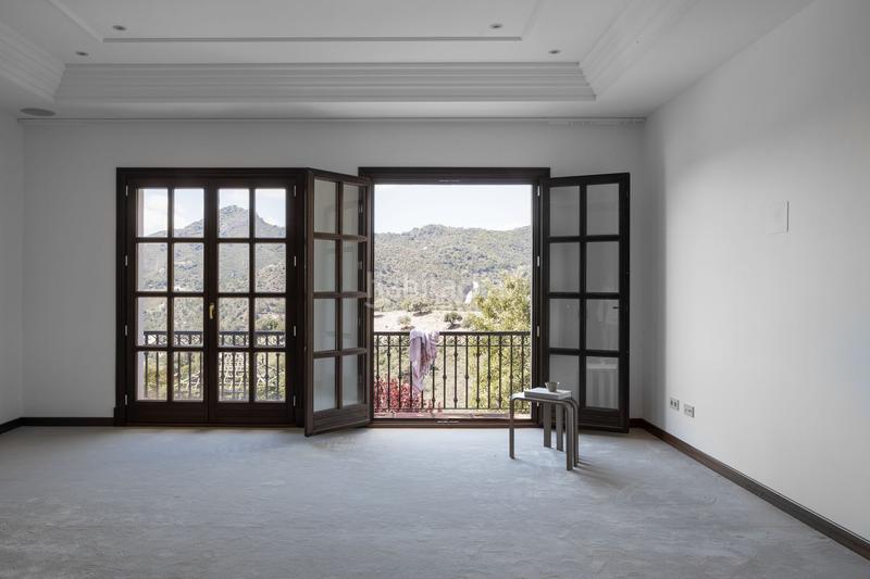 Foto 4ebd9dbc-a546-4741-959f-08ca66303329. Chalet en La Zagaleta Benahavís