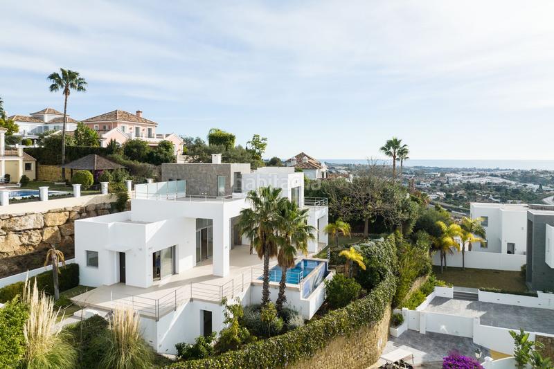 Foto 7044d9ad-7fb2-4297-9c30-f92502756ad8. Chalet en los arqueros - puerto del almendro Benahavís