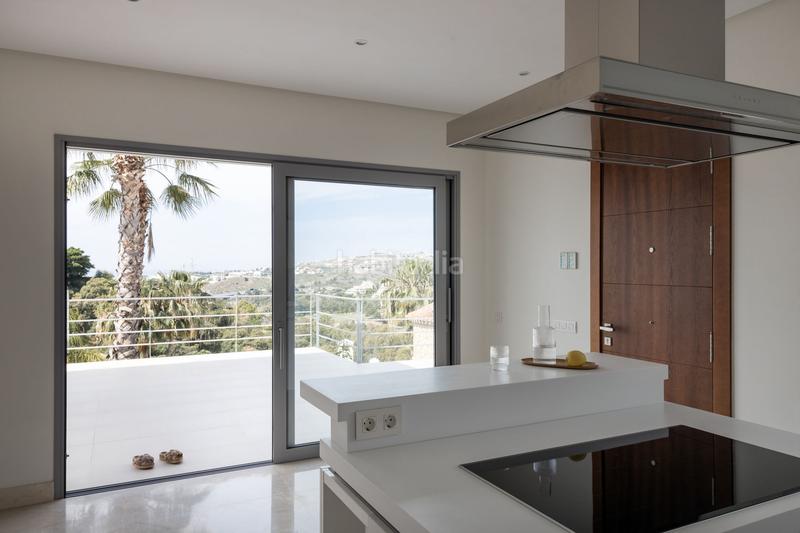 Foto b9f213bd-7ad4-4360-bb10-d67f46e47675. Chalet en los arqueros - puerto del almendro Benahavís