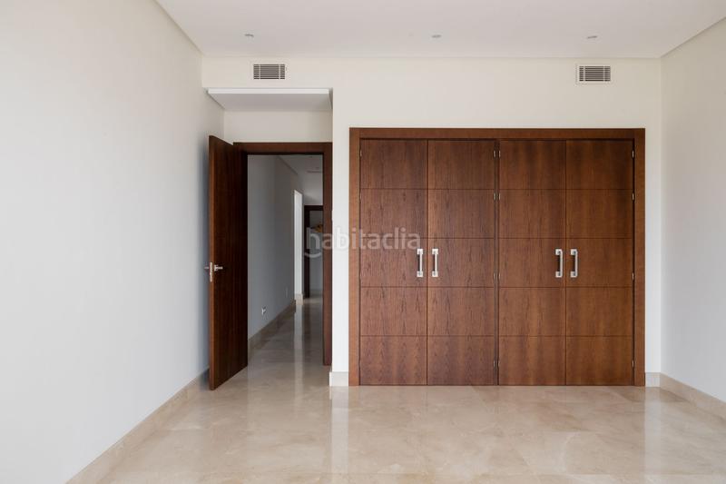 Foto d453d740-dadf-4033-91ba-4a7e115686ed. Chalet en los arqueros - puerto del almendro Benahavís