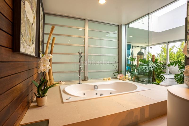 Foto 9e209c7a-5207-4c6f-8070-6e22574e056d. Chalet in La Capellanía - El Higuerón Benalmádena