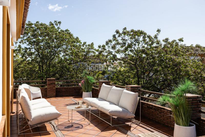 Foto fad4f376-95fe-48b2-a958-8ffb904debf0. Chalet en San Pedro de Alcántara Pueblo Marbella