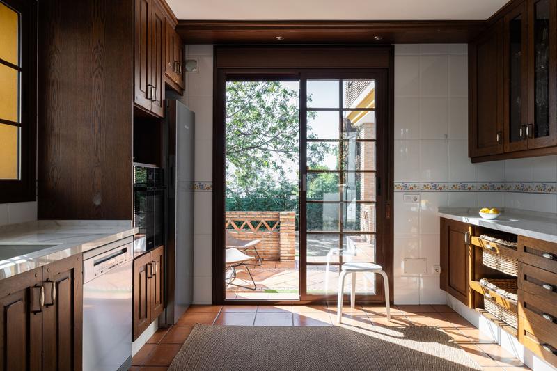 Foto 7d3756e6-3063-4b22-aba5-6565d5d46ca8. Chalet in San Pedro de Alcántara Pueblo Marbella