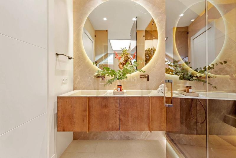 Foto 6def9365-96c4-4f7f-86a7-d2063cb70245. Ático en Río Real Marbella