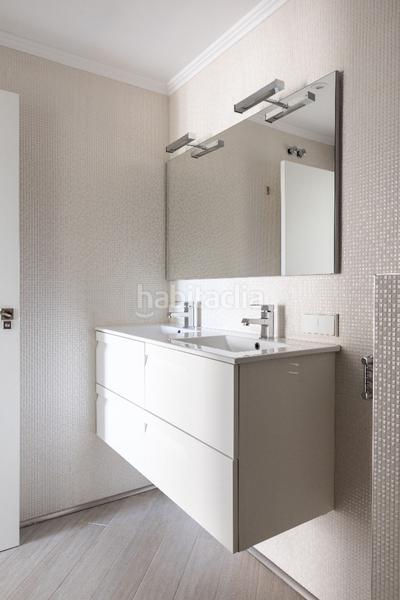 Foto 663f65ff-57e1-4d49-aeab-6df9fbc150e5. Apartamento en Calahonda Mijas