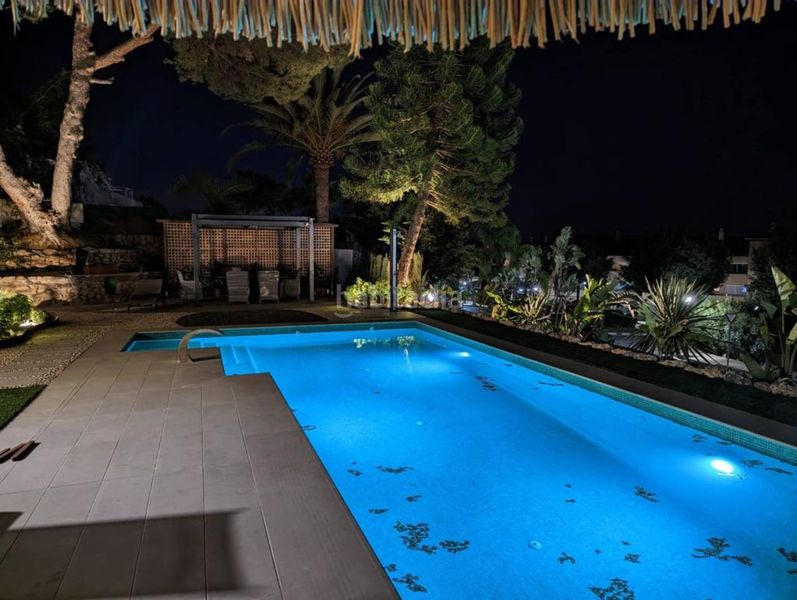 Foto 16d6569b-18f6-436a-a6ca-27f9aba7ed11. Miete chalet in Santa María Marbella