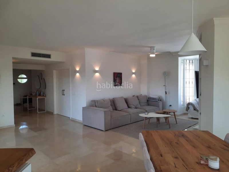 Foto 41d6cbef-479b-4fb0-a2ad-bd8b8208b188. Miete chalet in Santa María Marbella
