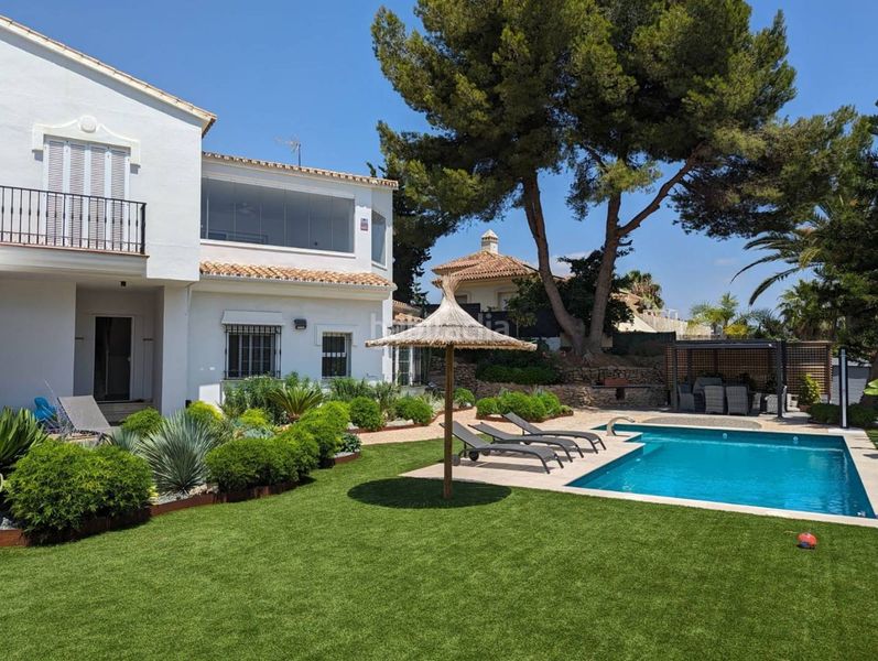 Foto 5a29d051-f5f8-4926-9de5-e6770493847f. Miete chalet in Santa María Marbella