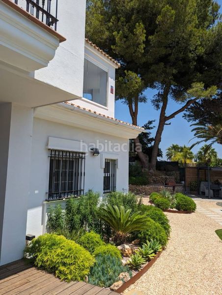 Foto bfdf9e7f-9db1-4d1d-a2b4-99d1a2b0d86f. Miete chalet in Santa María Marbella