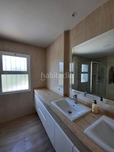 Foto 5ef23afe-a728-4cfc-ac9d-1ca1d7b729f2. Rent chalet in Santa María Marbella