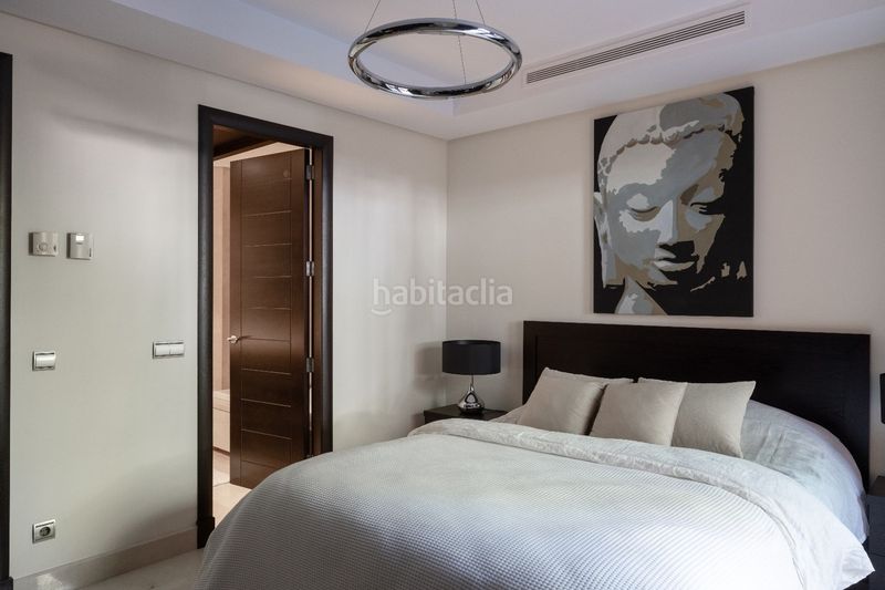 Foto e25e5276-abe0-49dd-aa9a-418b6d090e61. Apartament a Puerto Banús Marbella
