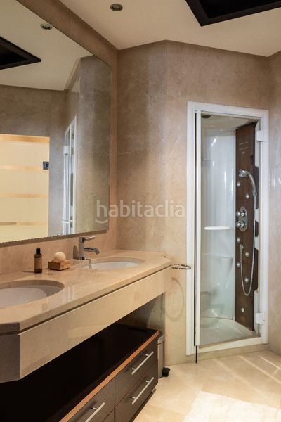 Foto eb745ad2-f95c-4802-a2d5-7fae011305b3. Apartament a Puerto Banús Marbella