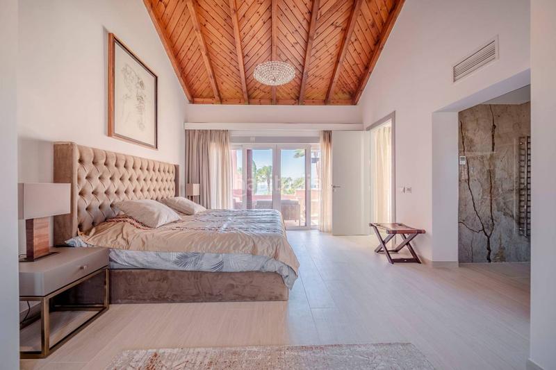 Foto 9c18ed62-9341-418c-b5e4-62d4f81c374f. Àtic a Guadalmansa Estepona