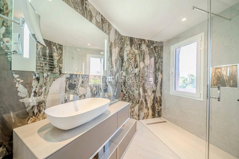 Foto a01fc68c-b0cb-47c7-8efa-df06d4a10aa8. Àtic a Guadalmansa Estepona