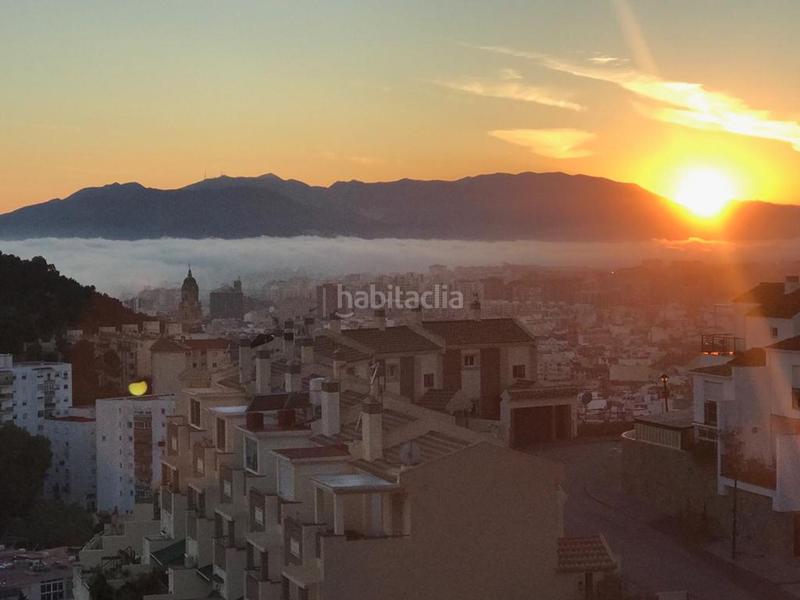 Foto d9f5bdda-bdc9-4c41-b3c4-9946d731709d. Casa adosada en Limonar Málaga