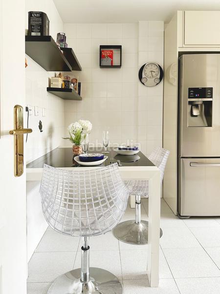 Foto 2106fc16-d7cd-49b0-b8fe-a62c8436e8ab. Casa adossada a Limonar Málaga