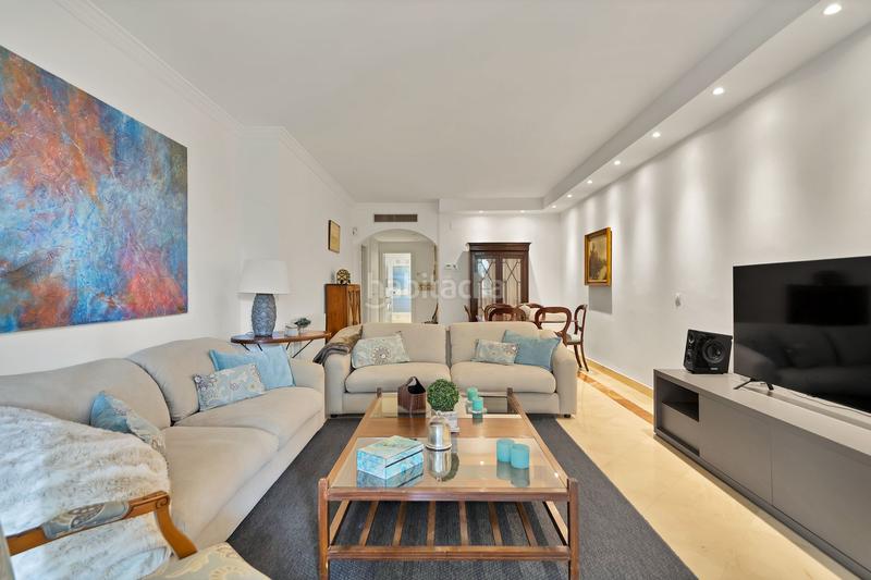 Foto f7a75d33-6f3d-49d6-88b8-836fb03bee9c. Appartement in Sierra Blanca Marbella