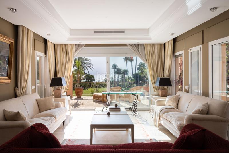 Foto 114529ea-f0b2-4f86-91d7-83f564174ba2. Chalet en El Velerín Estepona