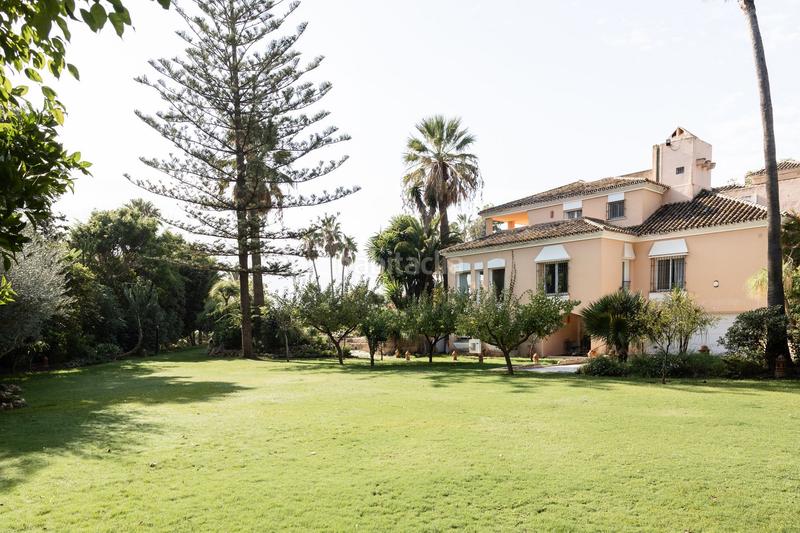 Foto 16d219ad-0c91-40e0-985c-59493c60c601. Chalet in El Velerín Estepona