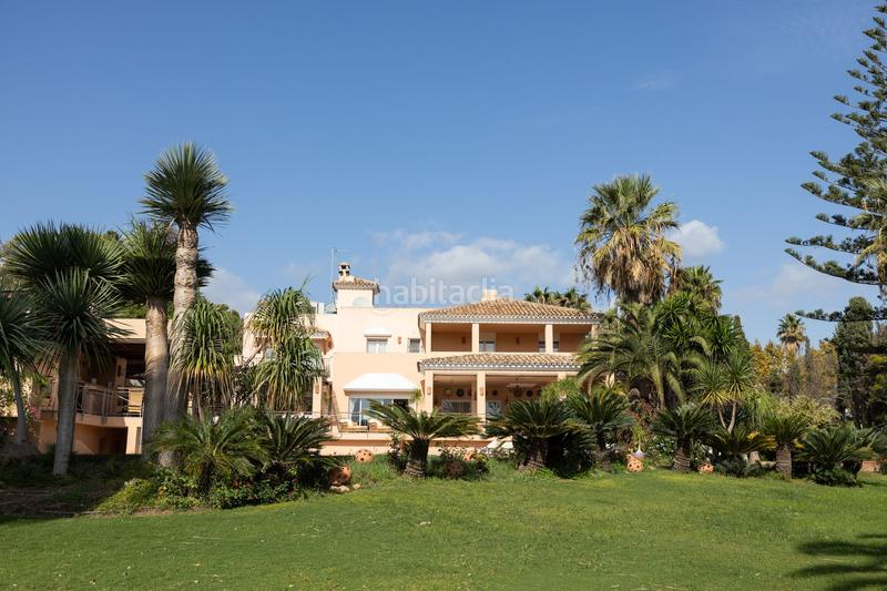 Foto 62d181e3-73b9-49b5-8ccd-b8bb85e70ad4. Chalet in El Velerín Estepona