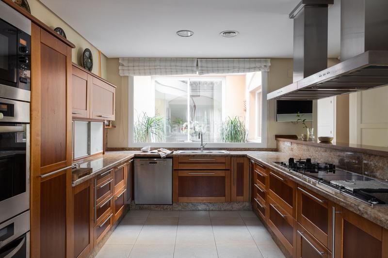 Foto bb357ced-6144-404f-be2b-97c2200dd154. Chalet in El Velerín Estepona