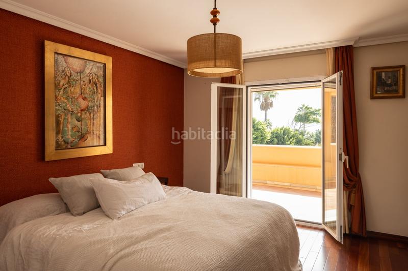 Foto c4e59abc-d62e-4ec5-838a-409b329eb1fd. Chalet in El Velerín Estepona