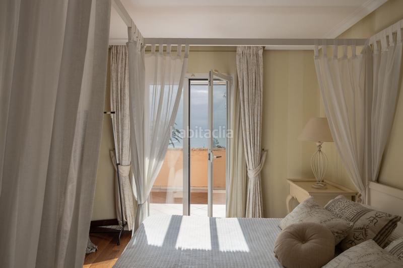 Foto fdc6c338-78dd-4037-a861-d19f00355275. Chalet in El Velerín Estepona