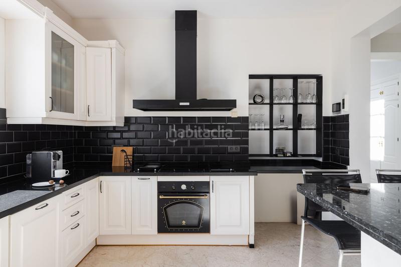 Foto eefcd767-a46d-4d91-ae98-2cfbd254f16b. Chalet en La Concha - Resina Golf Estepona