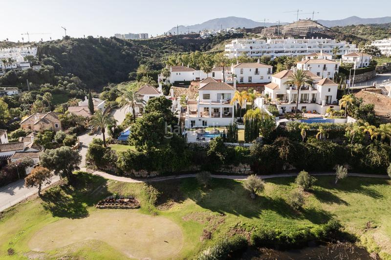 Foto 37ef0a51-6abe-495e-9dce-c9456a761970. Chalet in La Concha - Resina Golf Estepona