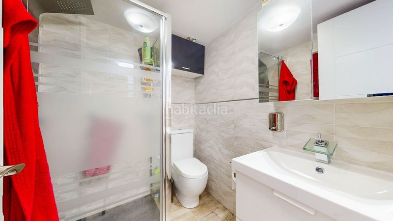 Foto 55e6bab5-21c2-43ba-a397-3f66fe065e71. Casa adossada a Alozaina
