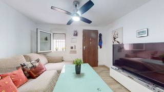 Casa adossada a Alozaina