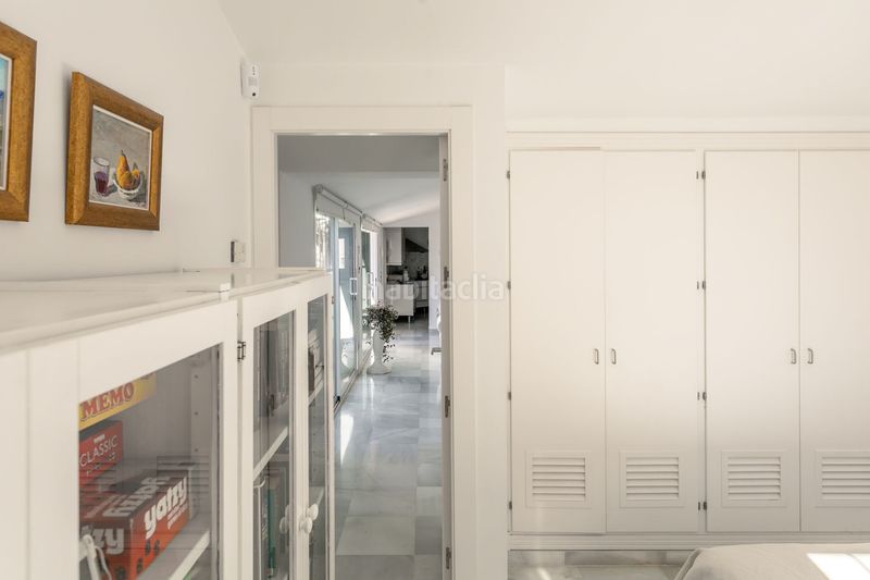 Foto 087e59f0-ff85-426c-8670-03841f660253. Xalet a Los Llanos Estepona