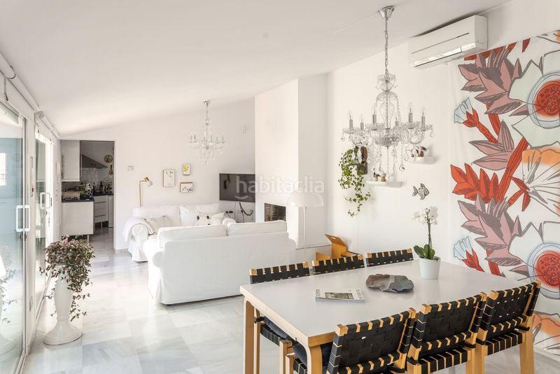 Foto 564a8a28-2fa4-4da0-bdfc-e46a5daae790. Xalet a Los Llanos Estepona