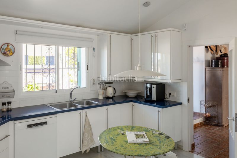 Foto f88fbc5b-a3a7-43cf-ac78-60441f82c880. Xalet a Los Llanos Estepona