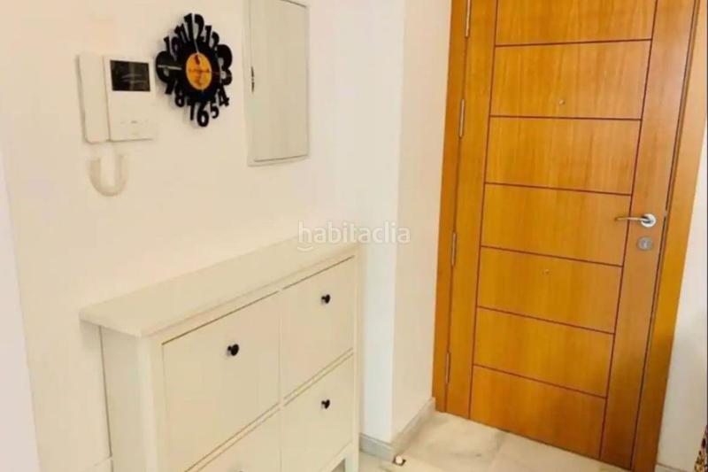 Foto 754f94a4-eb8e-4647-b618-b89f0c9244c8. Apartamento en Las Gaviotas - Carvajal Fuengirola