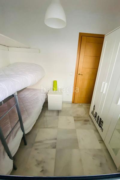 Foto b5b0443e-edfb-46f3-96de-d6512943333a. Apartamento en Las Gaviotas - Carvajal Fuengirola